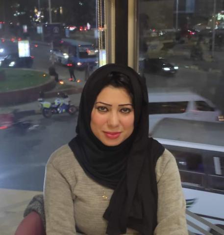 فاطمة العياط المحامية