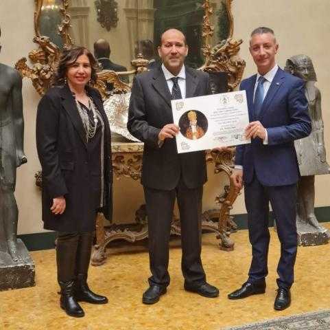 جامعة وأكاديمية ليون بالفاتيكان بروما تكرم السفير المصري لدي إيطاليا
