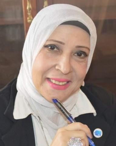 الكاتبة الراقية أمل عثمان