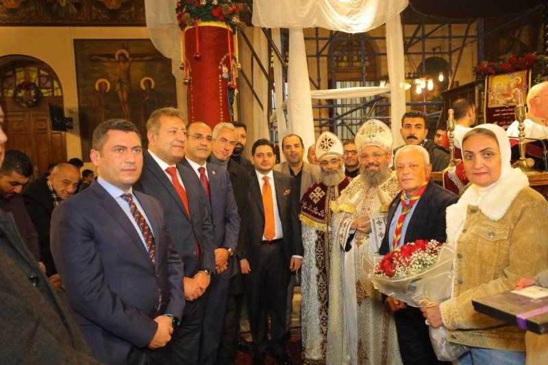 نواب البرلمان وقيادات مستقبل وطن مصر الجديدة يزورون الكنائس