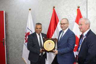 السفير الكندي يزور المدرسة الكندية في العاصمة الإدارية