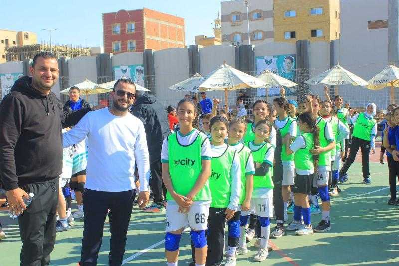 سيتي كلوب تجنى ثمار الإستثمار رياضيا.. سيطرة على ميداليات السباحة والجودو والكيك بوكسينج وكرة اليد