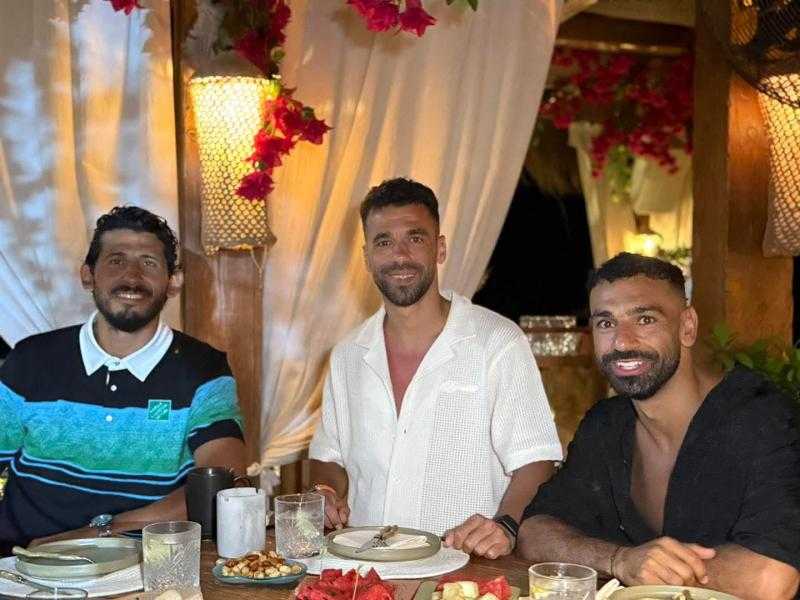 صور :محمد صلاح والسعيد وحجازى فى الغردقة