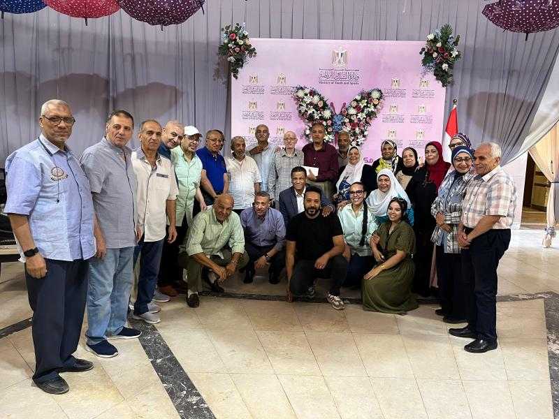 وزارة الشباب تواصل تنفيذ مبادرة ”رد الجميل” لتكريم أصحاب المعاشات تقديراً لعطائهم