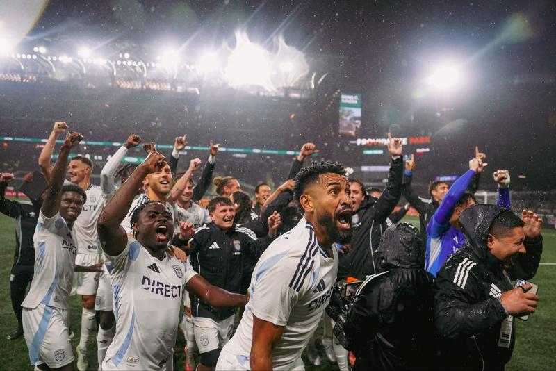 سان دييجو يكتب التاريخ بتصدر الدوري الأمريكي في موسمه الأول