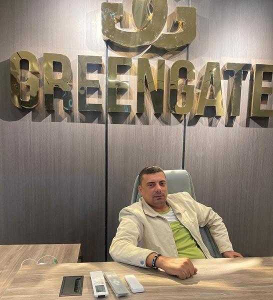 رجل الأعمال أحمد عنتر الشيخ يعقد إجتماعا هاما مع الكاتب حسن مختار