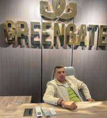 رجل الأعمال أحمد عنتر الشيخ يعقد إجتماعا هاما مع الكاتب حسن مختار