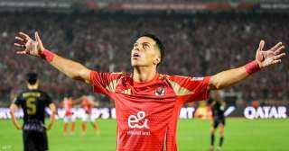إمام عاشور يهدد لاعب الأهلي بعد تجديد تعاقده.. أعرف السبب