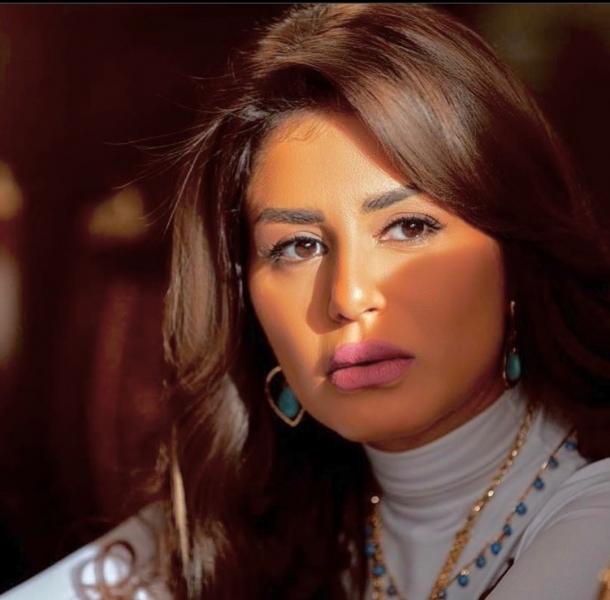 الفنانة منة فضالي