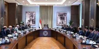 رئيس الوزراء يستكمل مناقشة مقترح مشروع قانون لتنظيم السوق العقارية