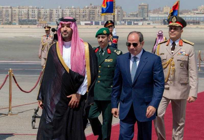 ولي العهد السعودي يبعث برسالة شكر للرئيس السيسي بعد مغادرته القاهرة.. محمد بن سلمان: الزيارة أكدت متانة العلاقات الأخوية بين البلدين