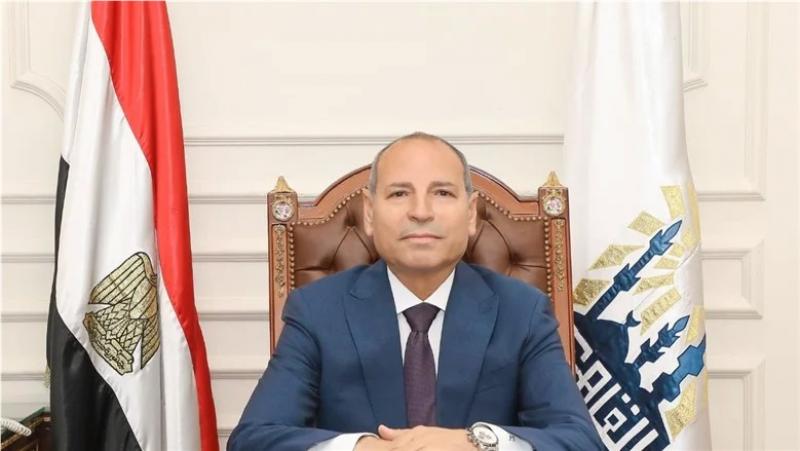 محافظ القاهرة يعلن بدء منظومة الأكشاك الموحدة