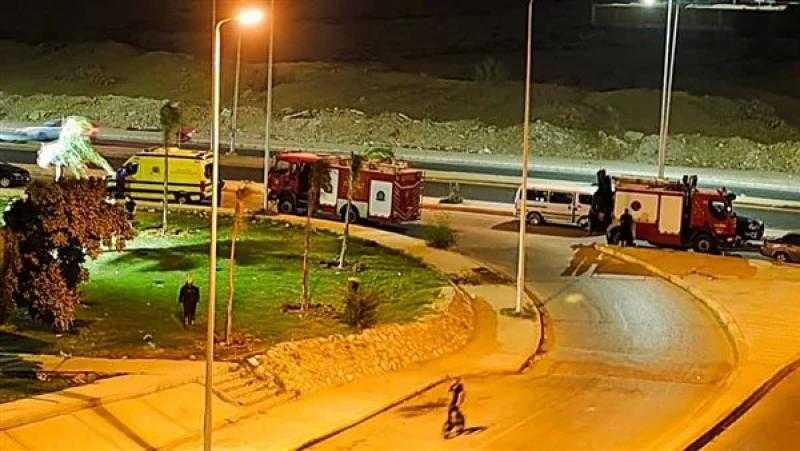 عاوز يرمي نفسه.. مواطن يحاول إنهاء حياته من أعلى سطح عقار بالشيخ زايد والحماية المدنية تسيطر