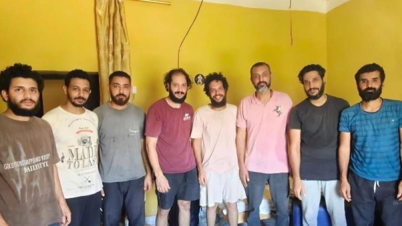 البحارة المصريين الثمانية الذين كانوا محتجزين