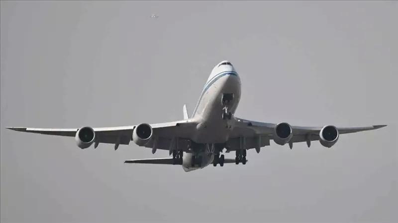 طائرة 