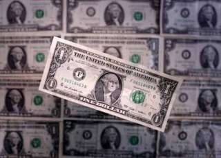 سعر الدولار اليوم الخميس 1 أكتوبر 2026.. العملة الأمريكية تستقر عند 52 جنيهًا للبيع