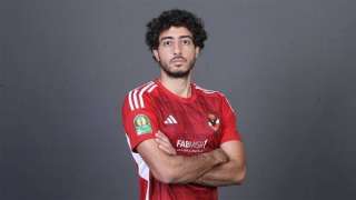 حقيقة مفاوضات بيراميدز مع محمد هاني بعد تجميد الأهلي