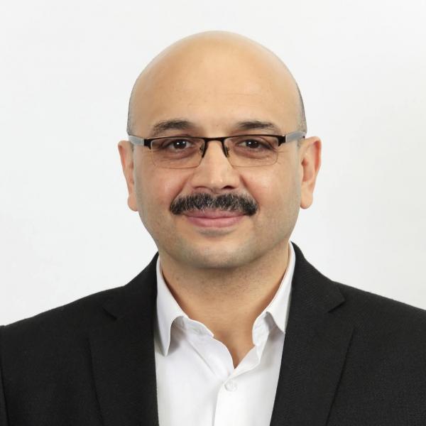 الكاتب الصحفي محمد سعد عبدالحفيظ