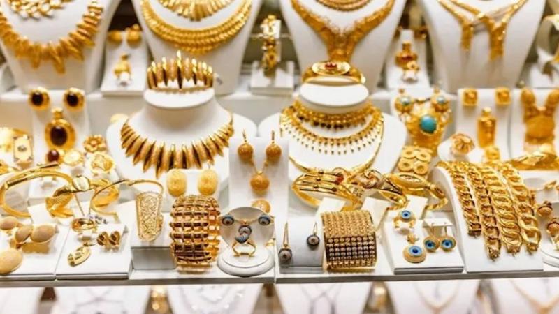 هبوط مفاجئ يضرب أسعار الذهب في مصر اليوم.. تفاصيل