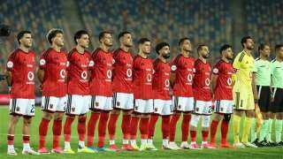 عرض بـ3 ملايين دولار يهدد بقاء مدافع الأهلي مع الفريق