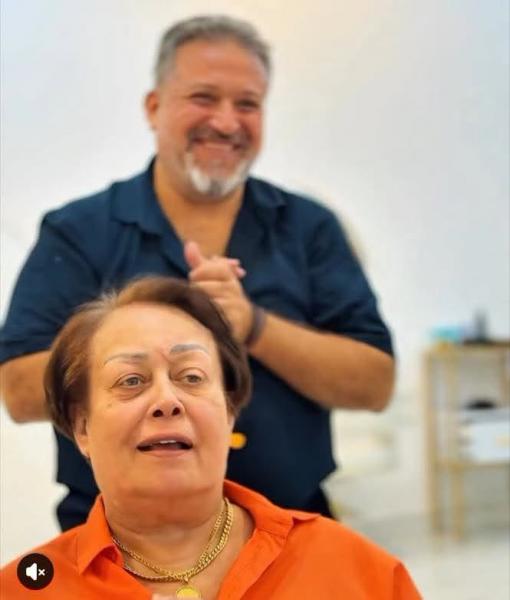 الفنانة هالة فاخر