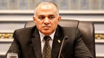 وزير الري