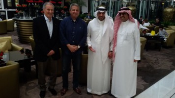 وزير الرياضة مع طلال بن بدر 