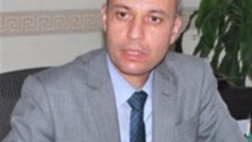 عمرو شعت