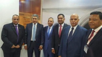 وزير الطيران يشهد توقيع الاتفاقية