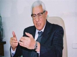 مكرم محمد احمد 
