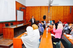خلال الندوات