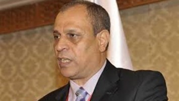 حاتم زكريا 