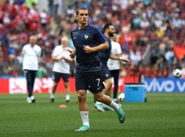 مباره المنتخب الفرنسي والمنتخب الدنماركي 
