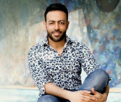 تامر عاشور